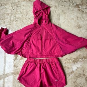 ALO Yoga Vibrant Pink Activewear Set